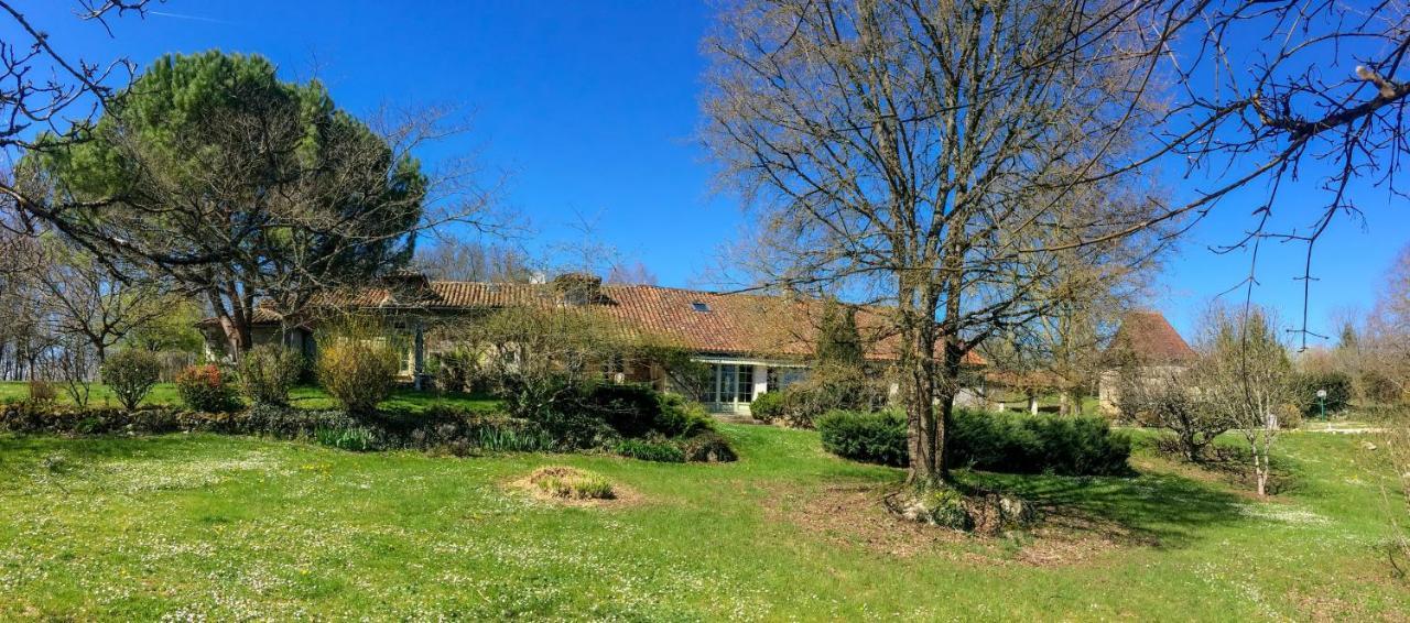 Villa Le Creyssac Saint-Félix-de-Bourdeilles Exteriér fotografie